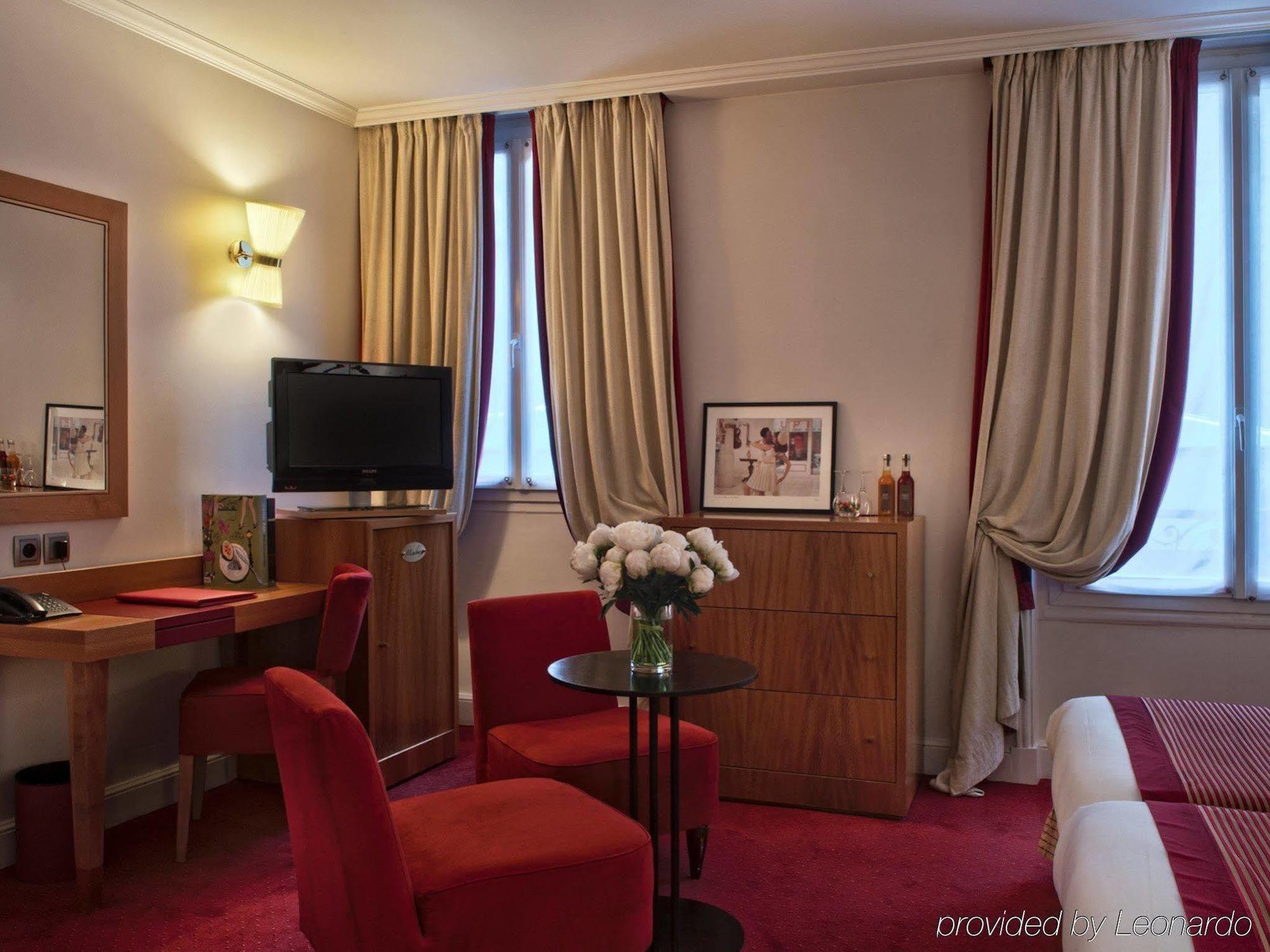 Hotel Waldorf Trocadero Tour Eiffel Παρίσι Δωμάτιο φωτογραφία